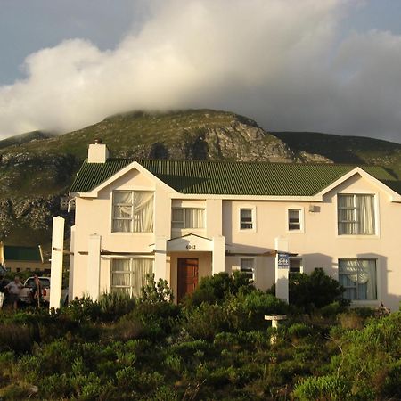 Avondsrus Guesthouse Bettys Bay Exterior photo